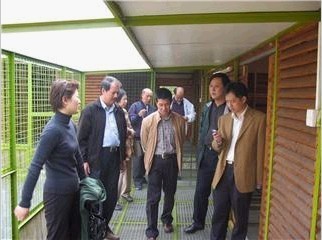 2006年2月14日,中鴿協(xié)秘書長楊曾秦,副秘書長王強一行四人,專程來穗對浩羽公棚申辦全國錦標賽暨世錦賽選拔賽進行調(diào)研。